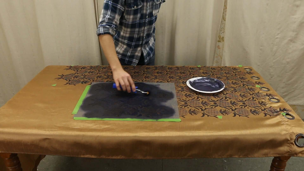 How to Stencil on Fabric by Oak Lane Studio